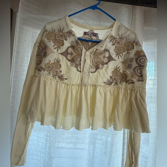 Urban Outfitters Tops - Urban outfitters top